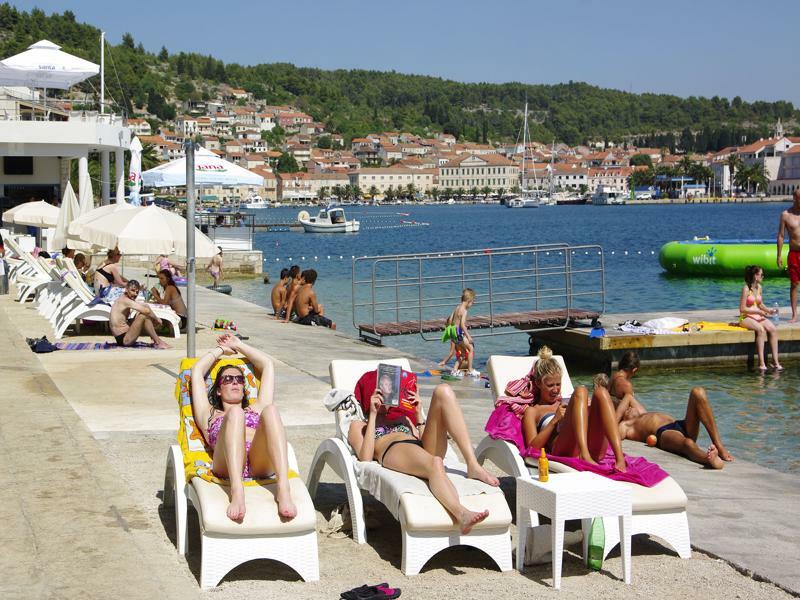 Apartments Vala Vela Luka Kültér fotó